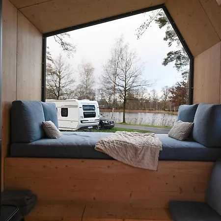 度假居 Tiny House Pioneer 5 - Tiny Spot Friesland 绍尔滕斯