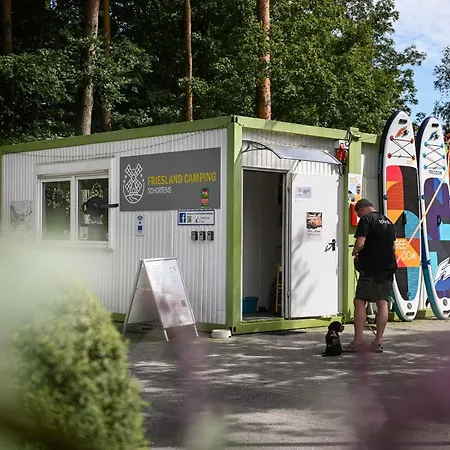 度假居 Tiny House Pioneer 5 - Tiny Spot Friesland 绍尔滕斯